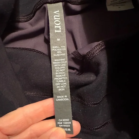 Vuori Dark Camouflage Leggings - Picture 4 of 6